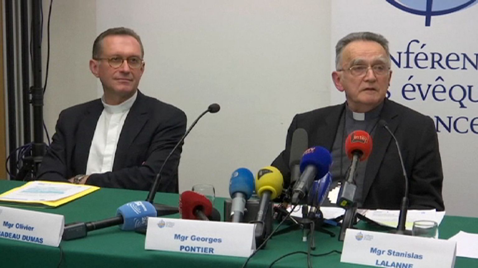 Francia: la Chiesa affronterà la pedofilia con una commissione esterna
