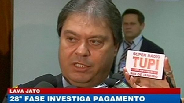 Brasil: antigo senador Gim Argello detido no escândalo Petrobras Brasil: antigo senador Gim Argello detido no escândalo Petrobras