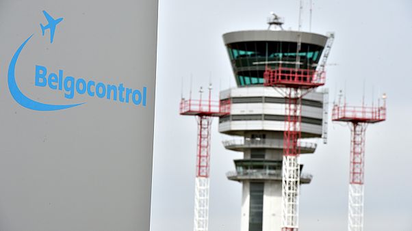 Belgio, aeroporto Zaventem paralizzato da protesta dei controllori di volo Belgio, aeroporto Zaventem paralizzato da protesta dei controllori di volo
