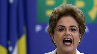 Brésil : un weekend décisif pour l'avenir présidentiel de Dilma Rousseff