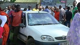 Revolta dá lugar à violência na ilha francesa de Mayotte