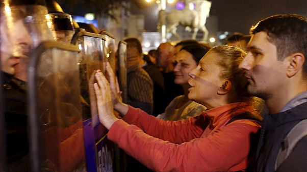 Macedonia, proteste a Skopje per l'amnistia ai politici Macedonia, proteste a Skopje per l'amnistia ai politici
