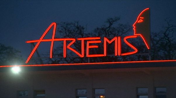 Berlin: Festnahmen bei Razzia im Bordell Berlin: Festnahmen bei Razzia im Bordell