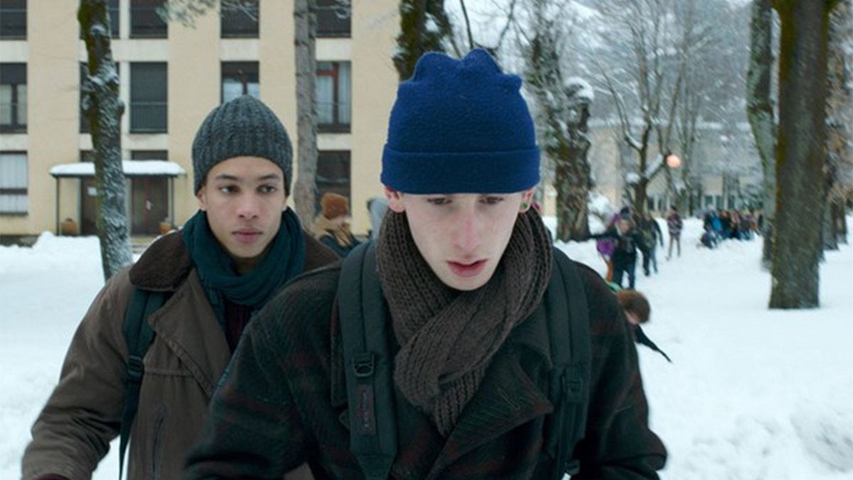 المثلية الجنسية موضوع آخر أفلام المخرج الفرنسي أندريه تيشينيه