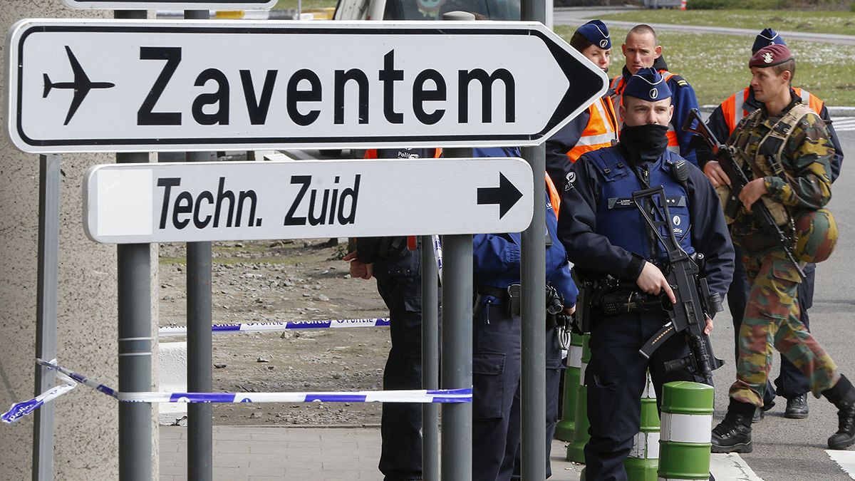 Belgiens Verkehrsministerin stürzt über Sicherheitsmängel an belgischen Flughäfen