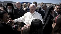 Rom: Flüchtlinge im Gefolge von Papst Franziskus eingetroffen