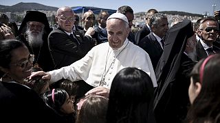 Pope Francis visits Syrian refugees on Lesbos: a 'day to cry'