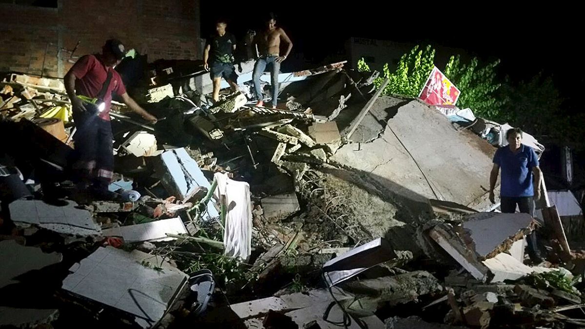 Ekvador açıklarında 7.8 ölçeğinde deprem