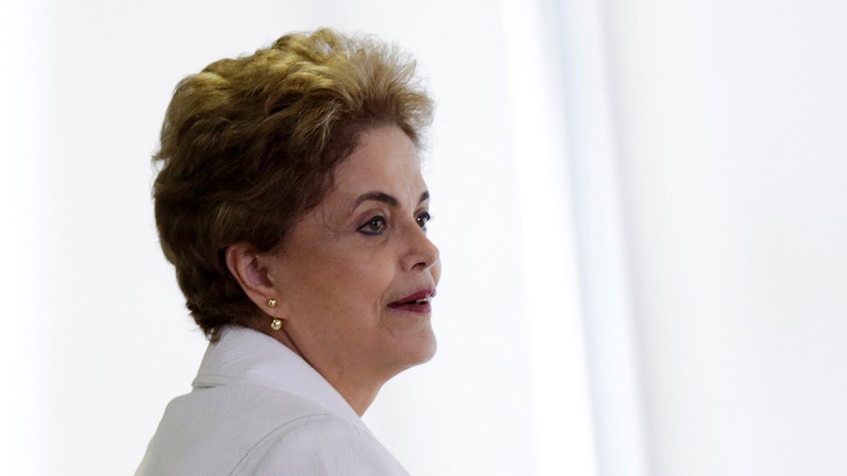 Brasilien: Stürzt Dilma Rousseff?