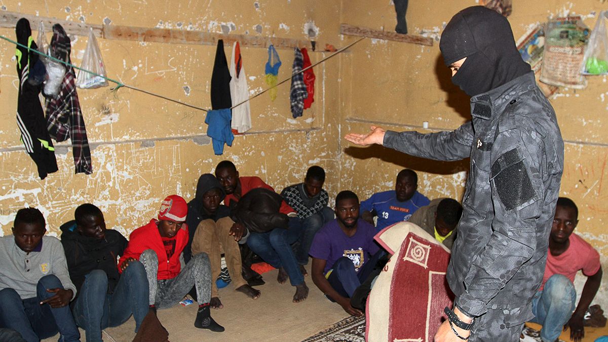 عملية أمنية لإلقاء القبض على 203 من المهاجرين غير الشرعيين في طرابلس