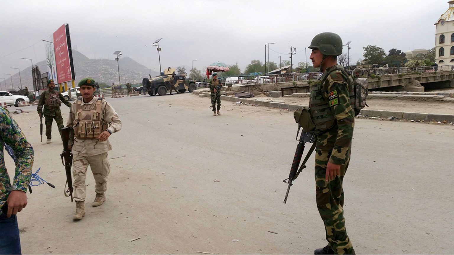 Öngyilkos merénylet Kabulban