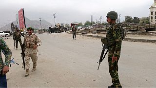 Attentato dei Taliban nel centro di Kabul, molte le vittime