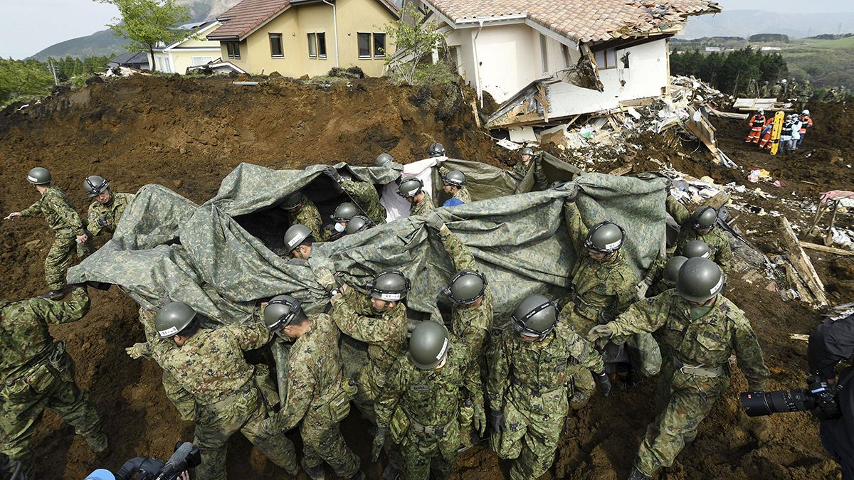 Nachbeben erschüttern die zerstörte Region Kumamoto in Japan