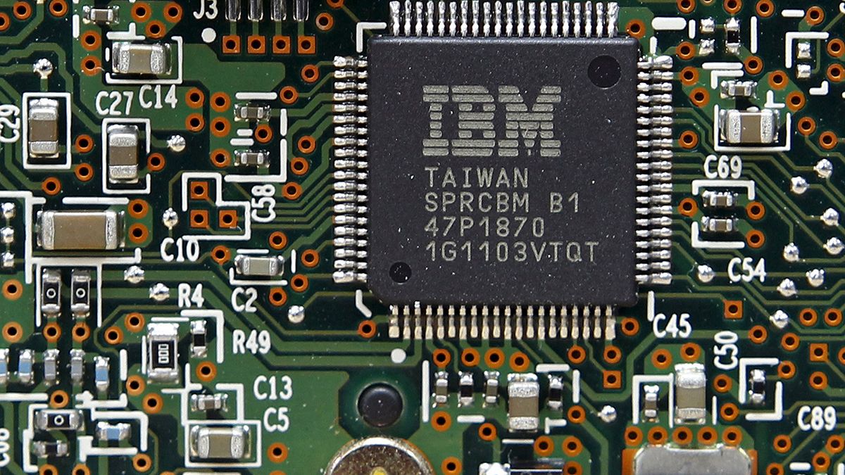 IBM cierra el primer trimestre con las peores ventas en 14 años