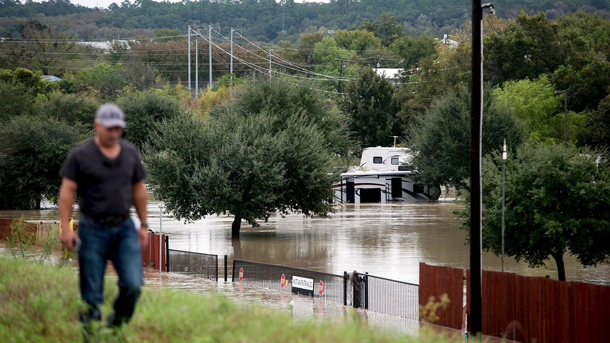 تگزاس در محاصره سیلاب