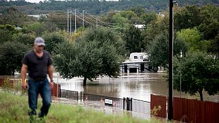 В Техасе сохраняется опасность наводнения