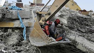 Ecuador bedankt sich für internationale Hilfe nach tödlichem Erdbeben
