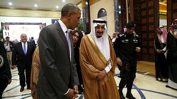 Obama, en Riad para reunirse con el rey saudí y participar en cumbre del CGG Obama, en Riad para reunirse con el rey saudí y participar en cumbre del CGG