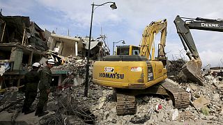 Equador anuncia medidas extraordinárias para financiar reconstrução pós-sismo