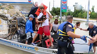 Al menos 8 muertos en las inundaciones que sufre Houston