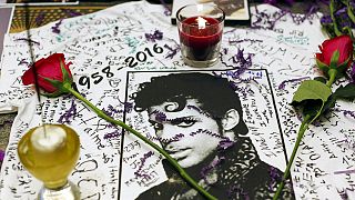 #PrinceRIP - how Twitter reacted to pop star's death