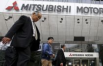 سهم ميتسوبيشي يسجل تراجعا في بورصة طوكيو
