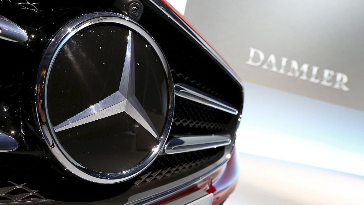 A Daimlernél is vizsgálják a kibocsátási adatokat