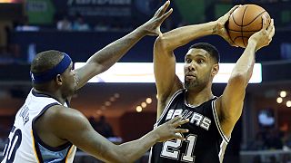 NBA: San Antonio Spurs mit einem Bein in der nächsten Runde