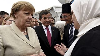 Merkel visits Syrian refugees in Turkey amid tension over EU migrant deal