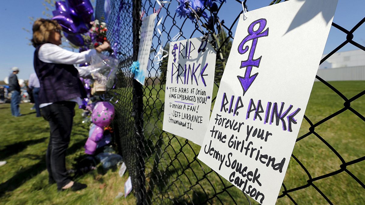 Mort de Prince: le corps du chanteur a été incinéré