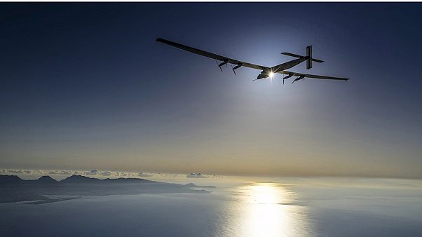 Solar Impulse: Προσγειώθηκε στην Καλιφόρνια το πρωτοποριακό ηλιακό αεροσκάφος Solar Impulse: Προσγειώθηκε στην Καλιφόρνια το πρωτοποριακό ηλιακό αεροσκάφος