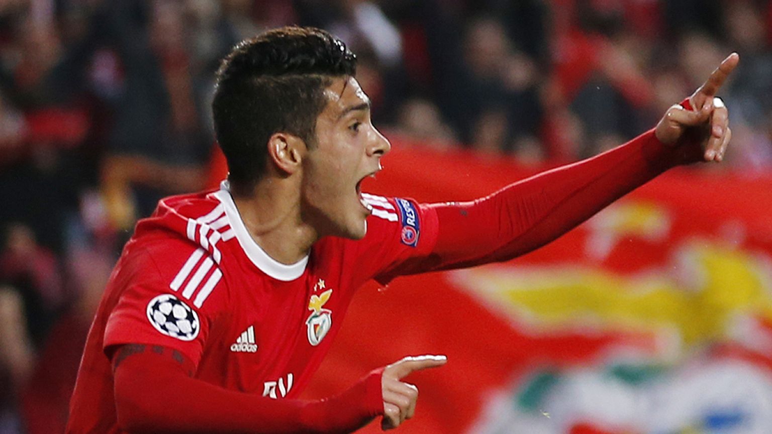 Liga Portuguesa, J31: Benfica passa em Vila do Conde e está mais próximo do tri