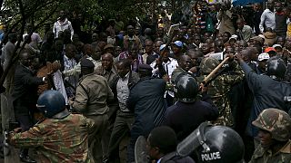 La oposición keniana, dispersada con gases lacrimogenos en Nairobi