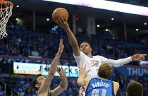 Oklahoma Thunder beat Dallas to reach Western Conference semi-finals