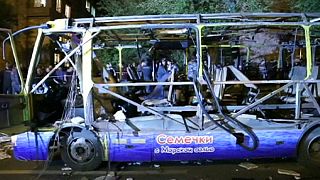 Descartan la pista terrorista en la explosión que mató a dos pasajeros de un autobús en Ereván