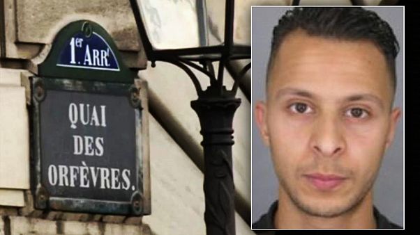 Már párizsi börtönben, francia vizsgálóbírók hallgatják ki Salah Abdeslamot Már párizsi börtönben, francia vizsgálóbírók hallgatják ki Salah Abdeslamot