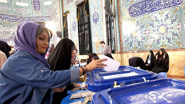 اهمیت دور دوم انتخابات مجلس در ایران؛ نظر شما چیست؟ اهمیت دور دوم انتخابات مجلس در ایران؛ نظر شما چیست؟