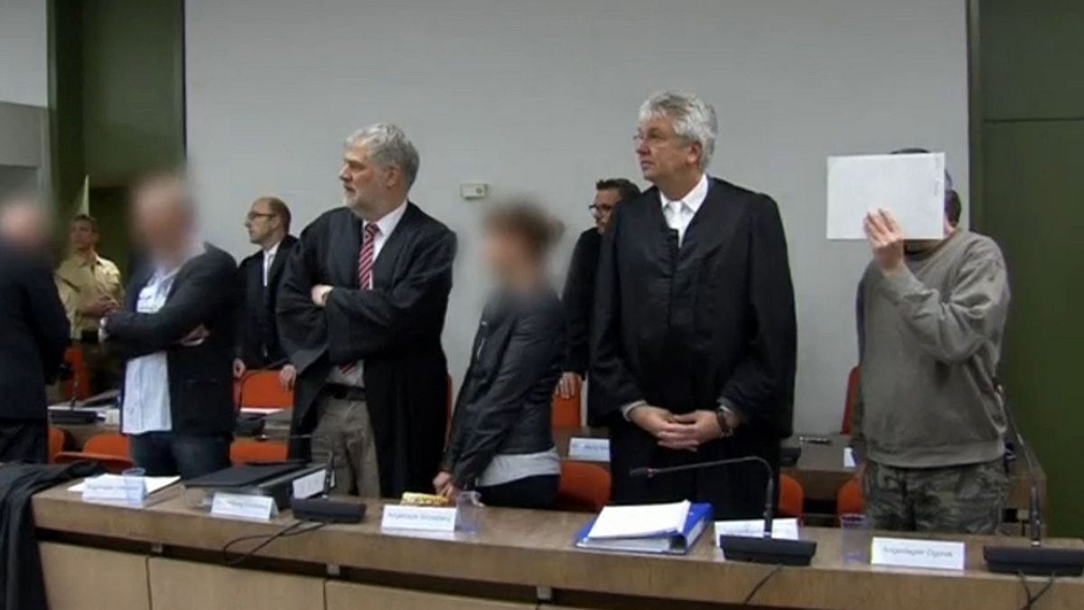 محاکمه اعضای یک گروه نئونازی در آلمان