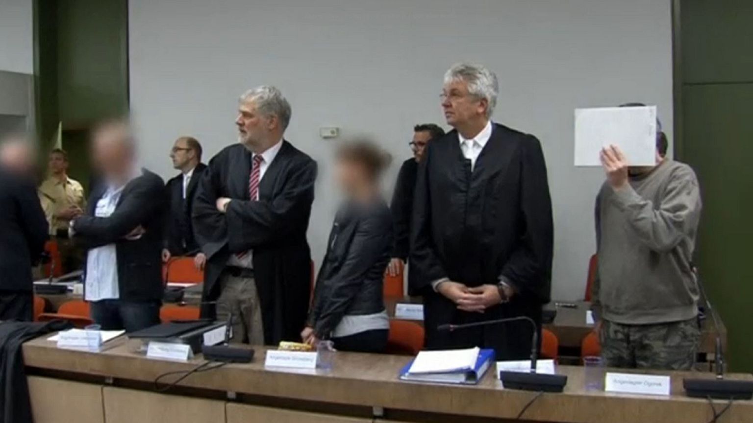 Bíróság előtt a német neonácik