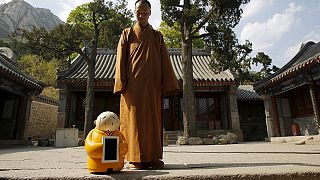 روبوت ذكي لنشر تعاليم الديانة البوذية