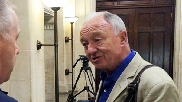Felfüggesztették a volt londoni polgármester párttagságát Felfüggesztették a volt londoni polgármester párttagságát