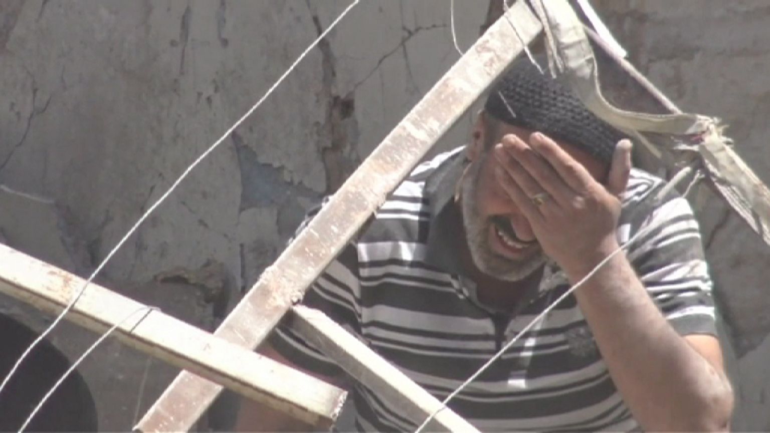 Aleppo airstrike agony