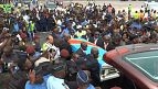 Hommage à Papa Wemba : les "sapeurs" de Pointe-Noire pleurent leur roi