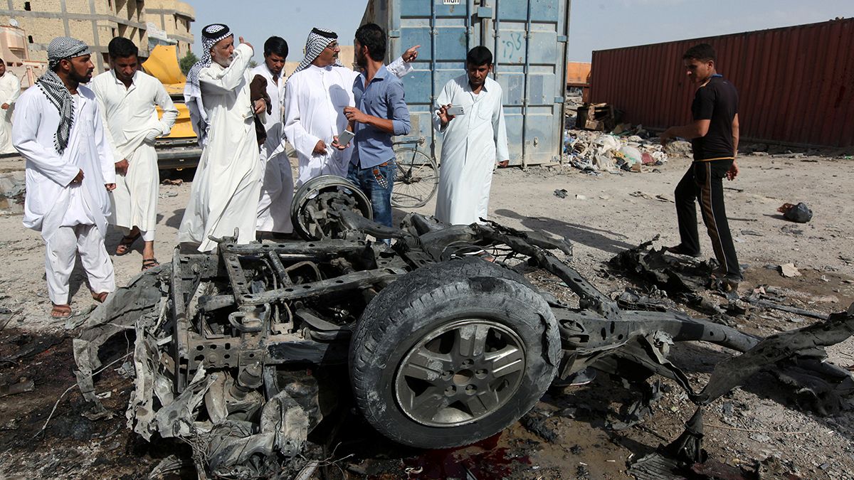عشرات القتلى والجرحى بسبب هجومين تفجيريين في العراق
