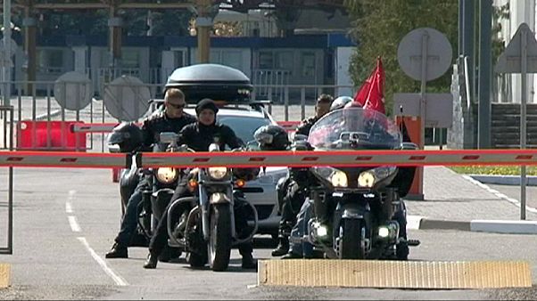 Bikers russi a Berlino per rendere omaggio ai soldati sovietici caduti nella Seconda guerra mondiale Bikers russi a Berlino per rendere omaggio ai soldati sovietici caduti nella Seconda guerra mondiale