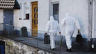 محققون المان يتهمون رجل وصديقته بقتل وتعذيب سيدتين على الاقل في منزل غرب البلاد