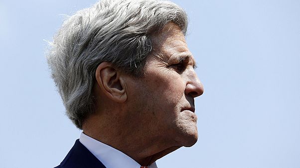 Kerry dopo gli attacchi agli ospedali di Aleppo: ingiustificable la violenza contro i civili Kerry dopo gli attacchi agli ospedali di Aleppo: ingiustificable la violenza contro i civili