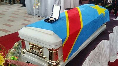 La cérémonie d'inhumation de Papa Wemba