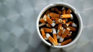 Les paquets de cigarettes neutres confirmés en Europe