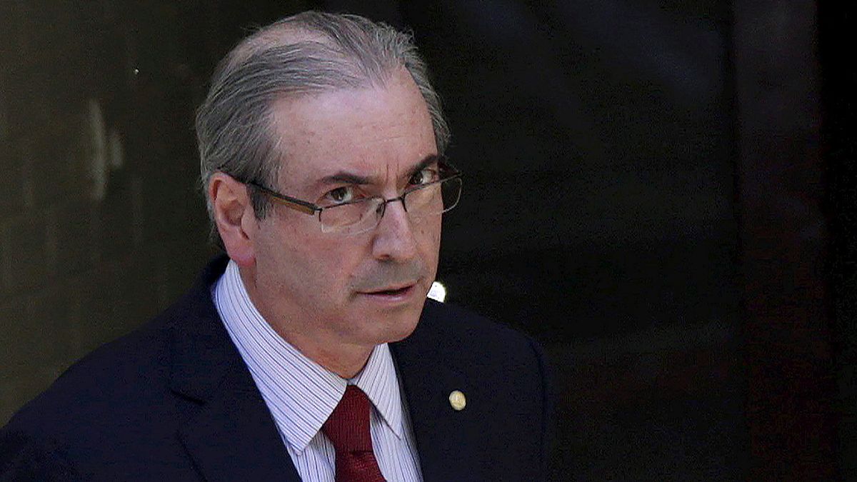 Brasile: la Corte suprema sospende Cunha, nemico numero uno della Rousseff